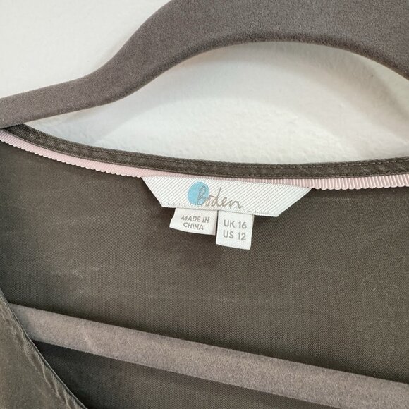 Boden Shirt 12 Curved Seam Tunic Olive Green Mineral Wash Bell Sleeves Boho - Picture 7 of 12